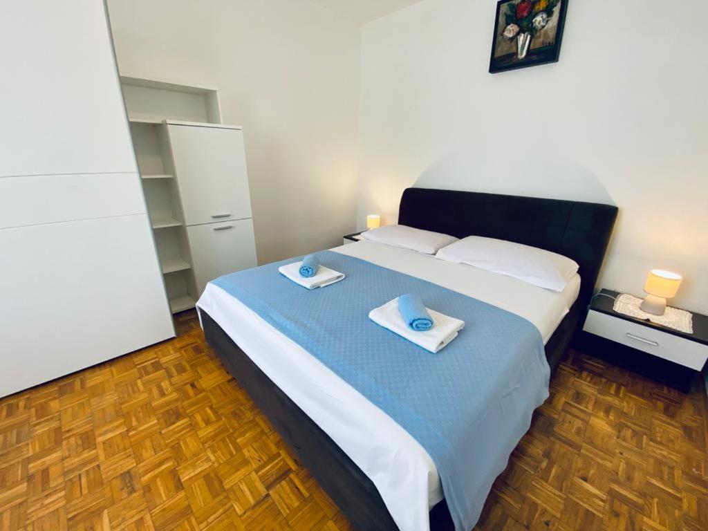Appartement Porat à Starigrad Paklenica Extérieur photo